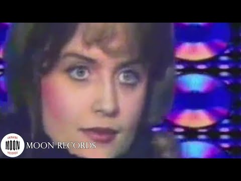 Видео: Аква Віта - Женьмінь жібао | Official Video