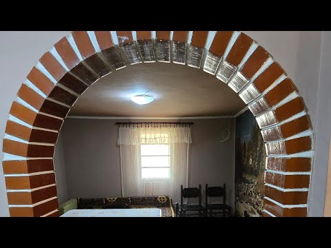 Видео: Stara Moravica. ОБЗОР ДОМА 114 КВ М НА УЧАСТКЕ В ПОЧТИ 7 СОТОК. 5 МИНУТ ДО ЦЕНТРА. 