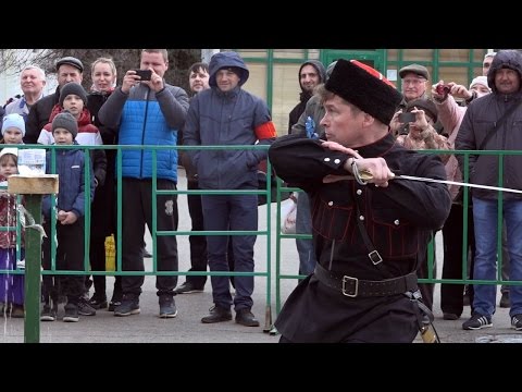 Видео: 25-летие Казачьей стражи Данилова монастыря Рубка шашкой Федерация «Казарла» ОВСК «Стратилат»