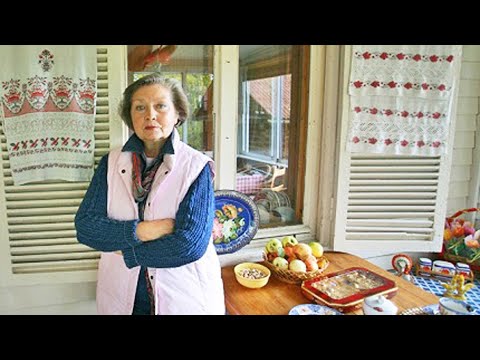 Видео: УЖЕ 83 года! КАК СЕЙЧАС ЖИВЁТ Жанна Болотова, она ПРОПАЛА с экранов на 30 лет, о чём ГОРЬКО ЖАЛЕЕТ