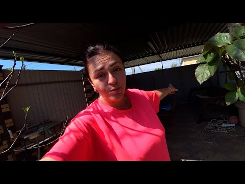 Видео: ЖИВЕМ В АНАПЕ. ОСТАЛАСЬ ОДНА С СЫНОВЬЯМИ. ВАРЮ СУП ИЗ ДОМАШНЕЙ КУРИЦЫ, УБОРКА НА УЛИЦЕ.