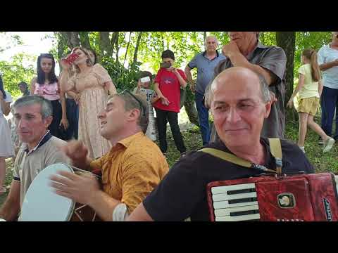 Видео: • Песни и танцы на молении в Абхазии. Songs and dances at the village prayer in Abkhazia