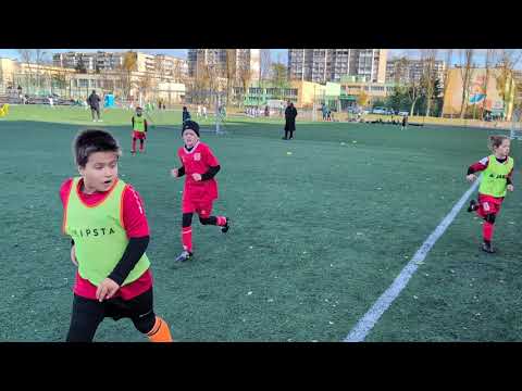 Видео: 01.11.2025 / ДЮСШ-15 (2) - Троєщина / 1 тайм