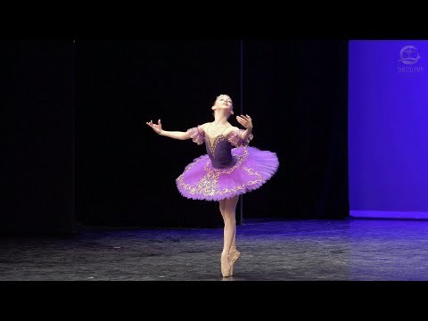 Видео: Вариация Медоры, балет Корсар. Variation of Medora, ballet Le Corsaire. 4К