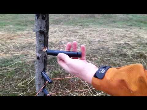 Видео: Изоляторы электропастуха дёшево. Electric shepherd. How to make cheap insulators. #ПодсмотрИуБобра