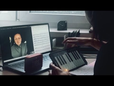 Видео: Урок Вокала ОНЛАЙН. Как это работает? Почему это эффективно? 