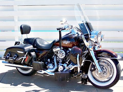Видео: ПРОДАНО! Harley-Davidson Road King Classic FLHRC 2011 года