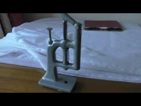 Видео: Самодельный пресс для фурнитуры