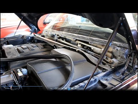 Видео: Замена трапеции стеклоочистителя лобового стекла на Land Rover Discovery 4  3.0 Ленд Ровер Дискавери