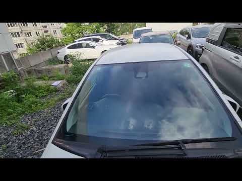 Видео: Toyota Vitz 2019г.Осмотр забираем со стоянки Япония Владивосток.