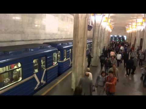 Видео: Various rides in the subway in Minsk, Belaus  Минск, Беларусь