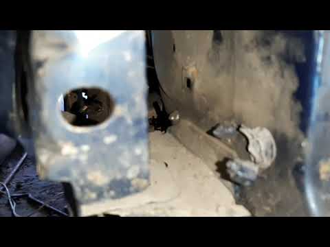 Видео: Форд мондео замена порога и усилителя