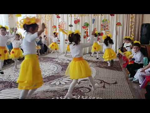 Видео: Осенний бал в детском саду 