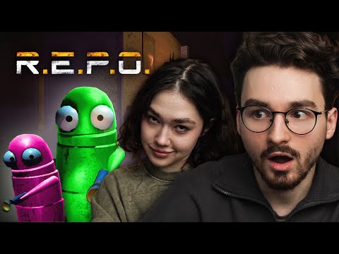 Видео: Анастасиз УЧИТ ИГРАТЬ МЕНЯ в R.E.P.O.