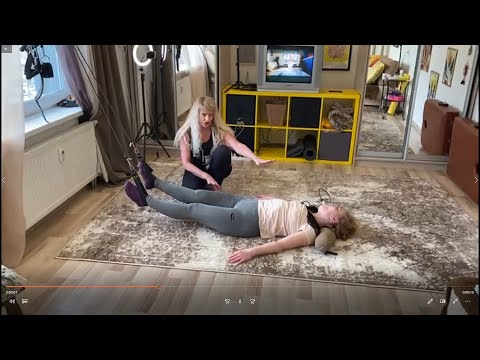 Видео: Как работать с НейроПортом. Какие упражнения делать при реабилитации.