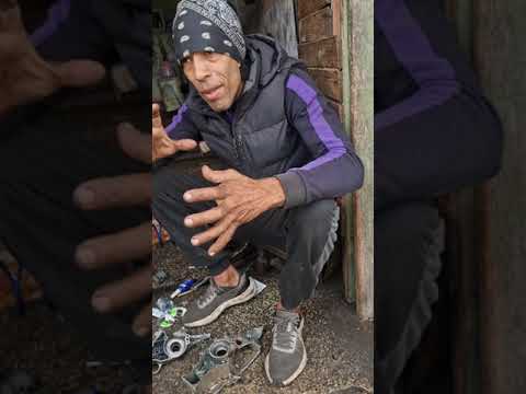 Видео: Husqvarna 560 ей така обичам да пристигат