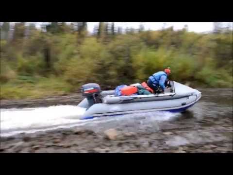 Видео: Тоннельные лодки Солар,Неман,Выдра. Проход по притоку...
