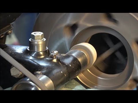 Видео: Внутренняя шлифовка на токарном станке