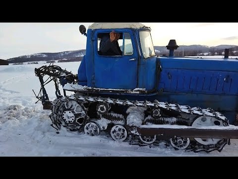 Видео: Дт-75 в деревне. Профи-тракторист волоком привез мне сено.#трактор#сено#сила