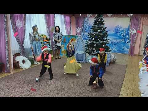 Видео: Утренник “Новогодний магазин игрушек"