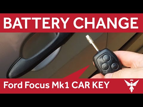 Видео: Замена батарейки в автомобильном ключе — Ford Focus Mk1 / LR
