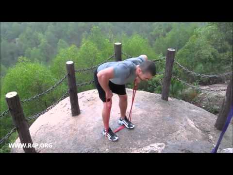 Видео: Упражнения для верхней части тела с использованием резиновых петель.