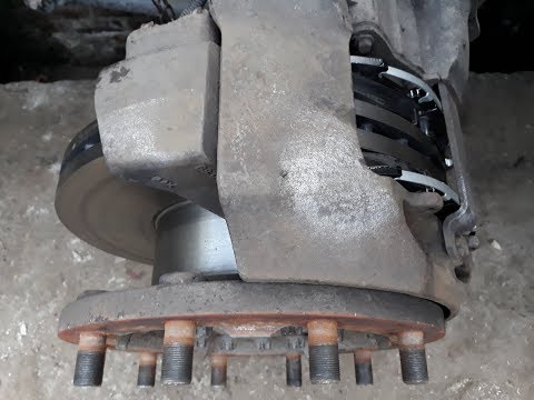 Видео: Замена тормозного диска и колодок на MAN ME 18. 220!