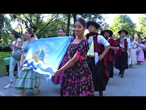 Видео: Walking in Sofia 2022 Bulgaria Walk - International Folklore Festival Vitosha - София България