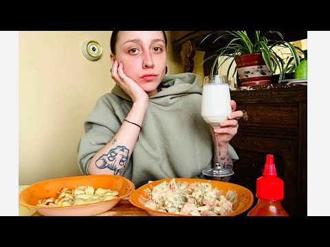 Видео: Разговор о предательстве / пельмени горячая штучка, салат для похудения / мукбанг