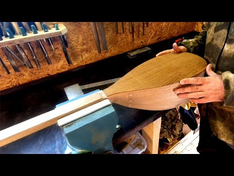 Видео: Как сделать курдский танбур. 3 - установка грифа и деки.