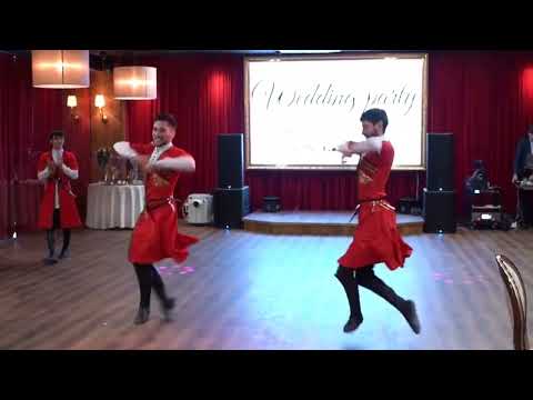 Видео: Ансамбль "ХАЯТ" - Лезгинка