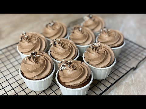 Видео: Шоколадные КАПКЕЙКИ с банановой начинкой