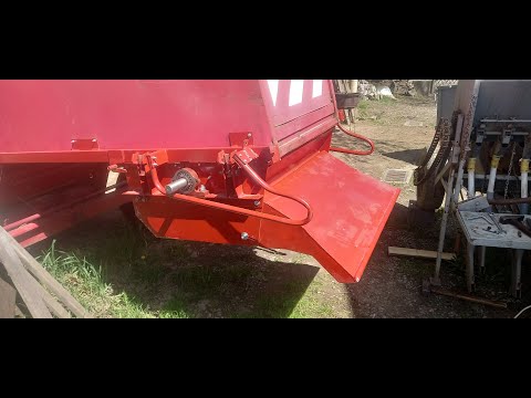 Видео: Січкарня на Massey Ferguson 187 саморобний.