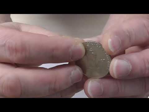 Видео: Как чистить советские юбилейные рубли! Самый лёгкий, быстрый и эффективный способ!