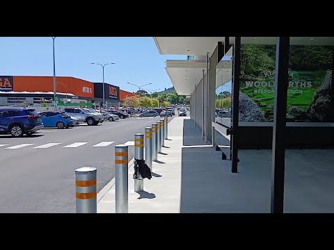 Видео: Посмотрим новый супермаркет