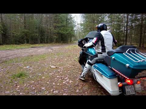 Видео: Серо, сыро, слякотно и скользко..Но как же интерестно !!!!! Road King Evo