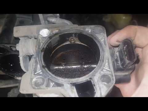 Видео: Форд эксплорер 2, замена расходников, чистка дроселя