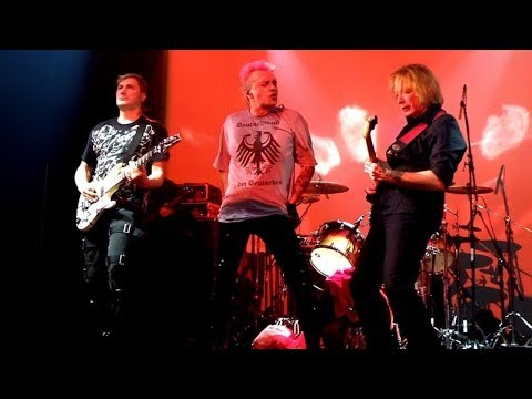 Видео: Санкт-Петербург, Клуб "Космонавт" (24.12.2010)