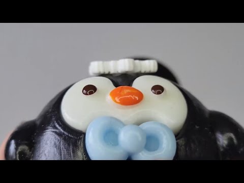 Видео: АСМР липкие звуки и слаймы| ASMR sticky sounds and slime sound