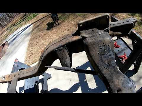 Видео: 78 Camaro Restoration ep16 - Очистка подрамника - Потрясающие результаты!!!