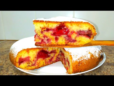 Видео: Пирог лучше, чем торт, а готовится в 100 раз проще Клубничный пирог на Сковороде! Рецепт   Выпечки!