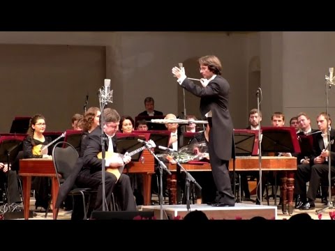 Видео: В.Темнов-Е.Тростянский "Весёлая кадриль"/ Дмитрий Ибрагимов (балалайка)