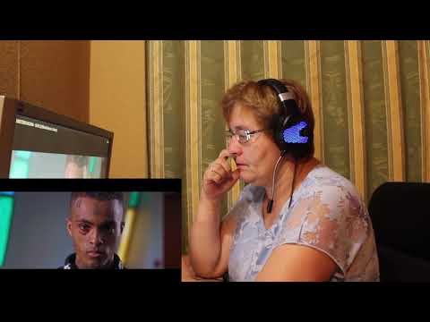 Видео: РЕАКЦИЯ МАМЫ НА [XXXTENTACION - SAD!]