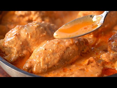 Видео: Он такой вкусный, что я готовлю его 3 раза в неделю! Простой рецепт курицы с картошкой.