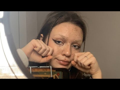 Видео: асмр макияж с озвучкой//tapping & whispering
