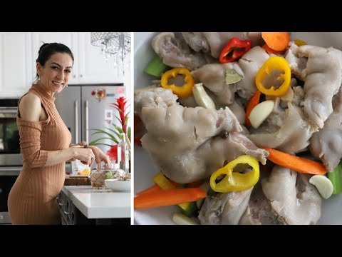 Видео: Как Приготовить Можож - Маринованные свиные ножки - Рецепт от Эгине - Heghineh Cooking Show