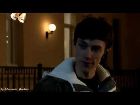 Видео: Я лечу. Останься...