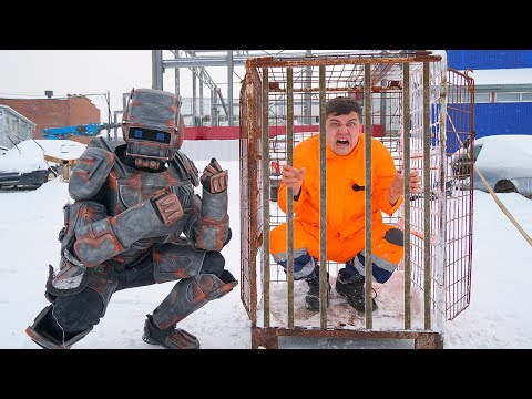 Видео: Робот посадил меня в тюрьму! Как сбежать из тюрьмы робота?