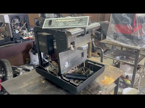 Видео: Ремонт реставрация кофемашины Nuova Simonelli Appia 1GR !