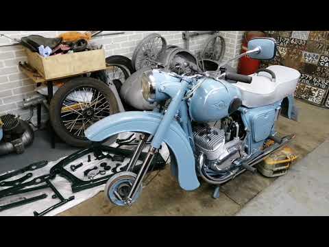 Видео: Спицовка колес - Иж Юпитер 2 1968 года - продолжение.